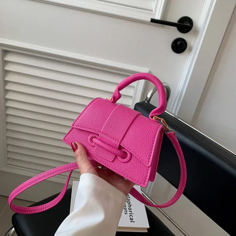Chain Messenger Bag Mini Western Style Shoulder Handbag - DanaFashionstore