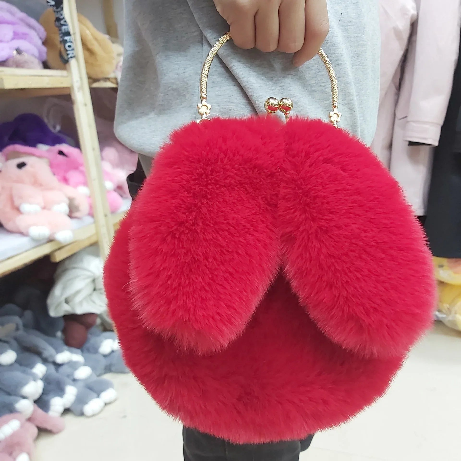Fashion chain ear plush handbag - DanaFashionstore