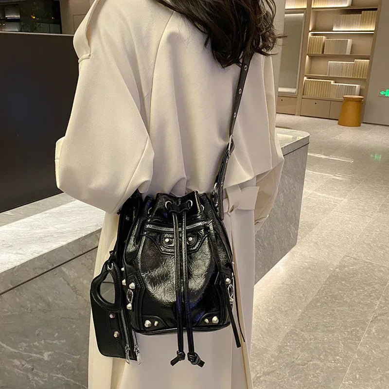 Women's Messenger Bag Heavy Industry Rivets Trendy Pull-belt Fashion - DanaFashionstore