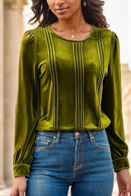 A Solid-colored Long-sleeved Top For Ladies