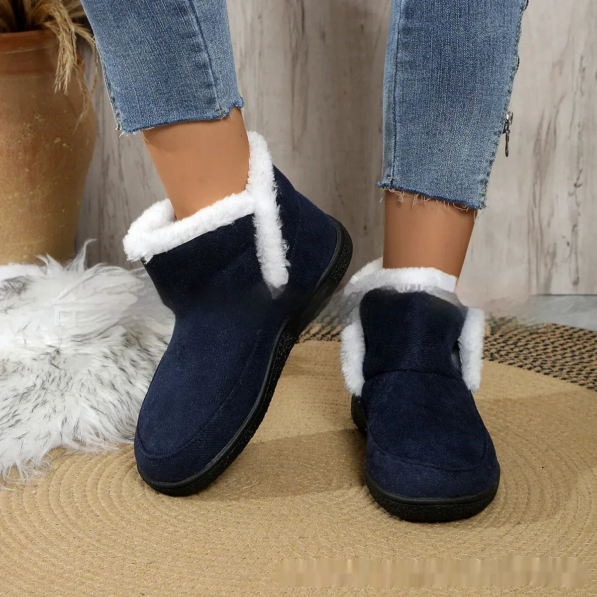 Insulated Cotton-padded Shoes Large Size Flat Bottom Solid Color Fleece Lined Padded Warm Keeping - DanaFashionstore