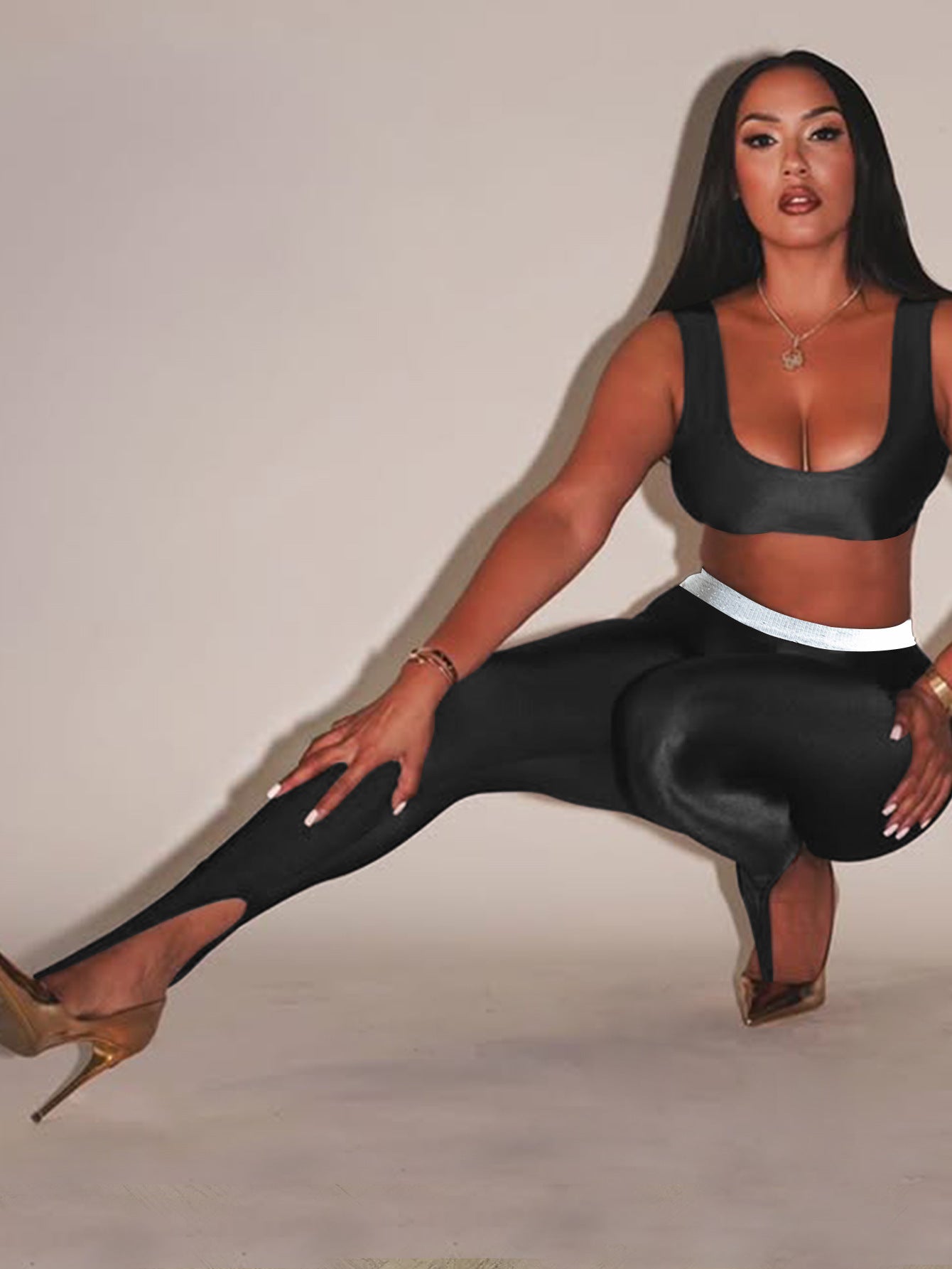 Front Step Shiny Leggings - Dana Fashion