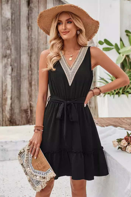 V-neck Sleeveless Lace Waist Dress $39.50 Dana Fashion Color: Black Size: L Women's clothing Product information: Color: black, blue, green Waist Type: Mid waist Size: S,M,L,XL Popular elements: lace Main fabric composition: Polyester Sleeve length: sleev