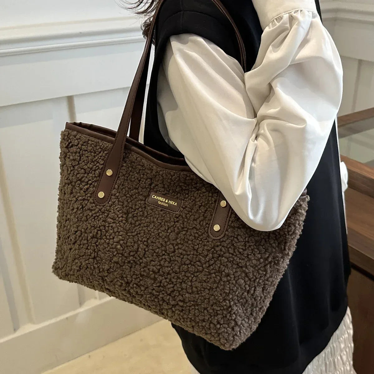 Fashionable Furry Versatile Shoulder Bag - DanaFashionstore