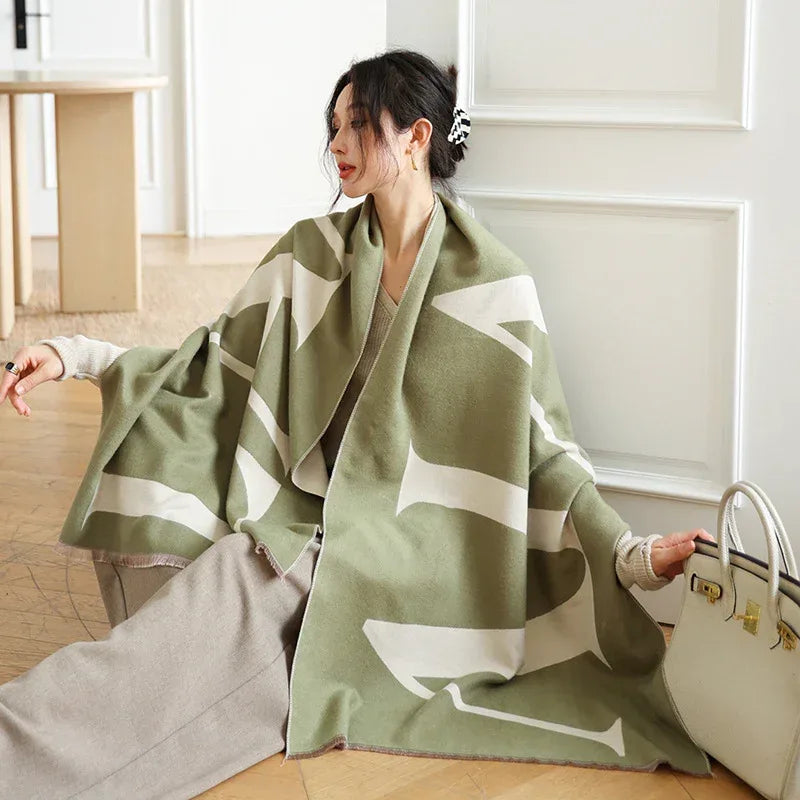 Female Versatile Fashion Thickened Warm Cashmere Scarf - DanaFashionstore
