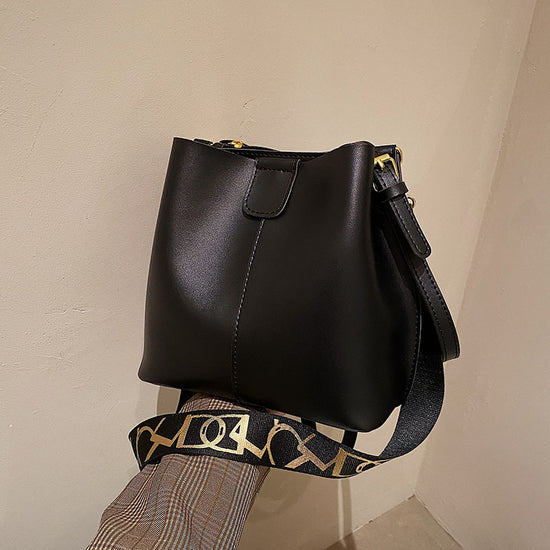 French Minority Design Simple Wide Shoulder Strap Bucket Bags Female - Dana Fashion