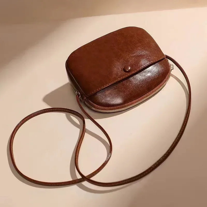 Retro Fashion Women's Shoulder Bag - DanaFashionstore