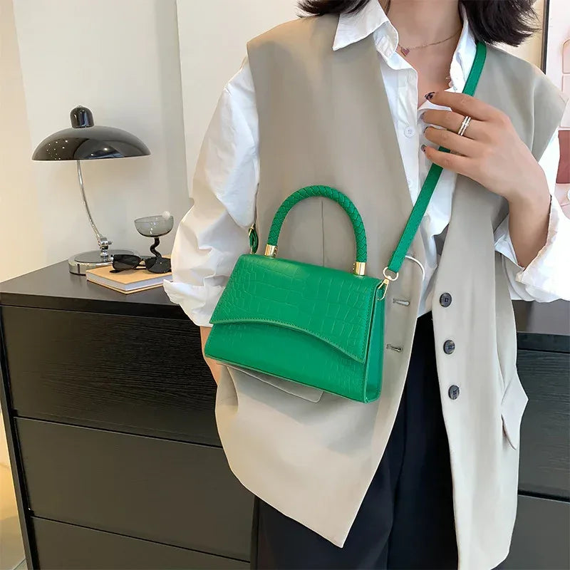 Women's Fashion Temperament Retro Single Shoulder Crossbody Bag - DanaFashionstore