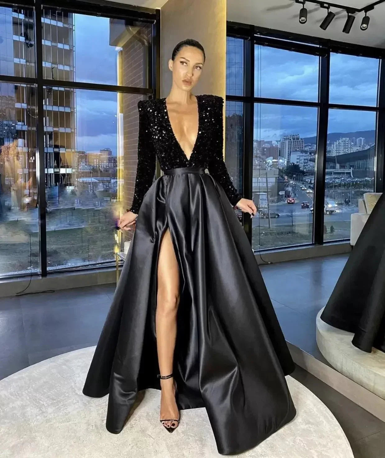 Women's Long Sleeve Sequin V-neck Sequins Evening Dress - DanaFashionstore