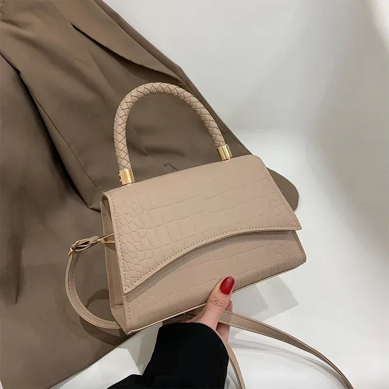 Women's Fashion Temperament Retro Single Shoulder Crossbody Bag - DanaFashionstore