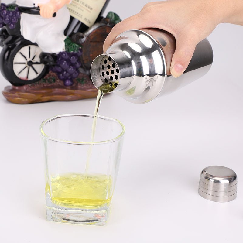 8pc Stainless steel Cocktail shaker $49.82 Dana Fashion Style: 8 piece set Dana's Kitchen Material: Stainless steel 11cm 16cm 17.5cm 17cm 18cm 18cm 4cm on the bottom, 3.5cm on the bottom, 7cm in height Bottom 5cm* height 16.5cm