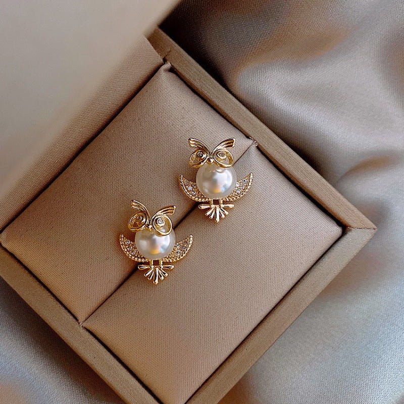 925 Silver Needle Smart French Light Tide Elegant Retro $6.55 Dana Fashion Color: Gold Women's Accessories Product information: Color: Owl stud earrings gold Applicable population: Female Material: Alloy Modeling: animal/Zodiac Popular elements: Owl Packi