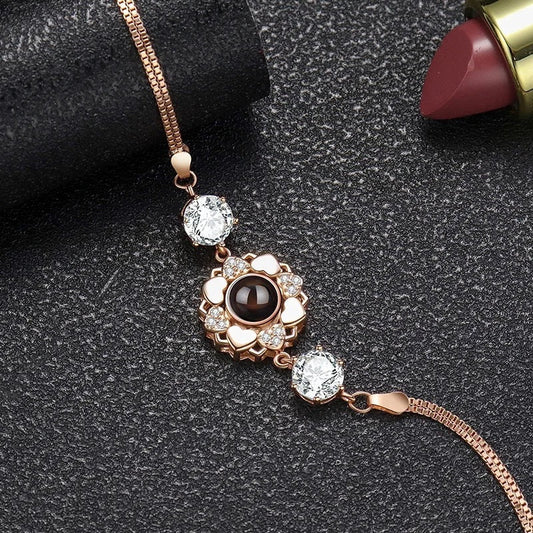 925 Silver Sunflower Projection Bracelet For Women $39.00 Dana Fashion Color: Rose Gold Women's Accessories Overview: 100% new design and high quality Must-have for fashion women Have a beautiful appearance Specifications: Material: Silver Style: Women's
