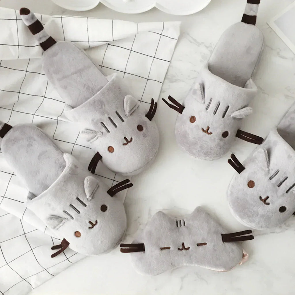Cat plush slippers - DanaFashionstore