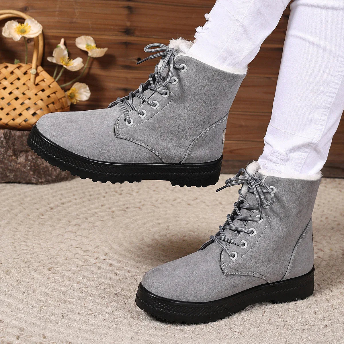 Women's Fashionable Waterproof High-top Cotton-padded Snow Boots - DanaFashionstore