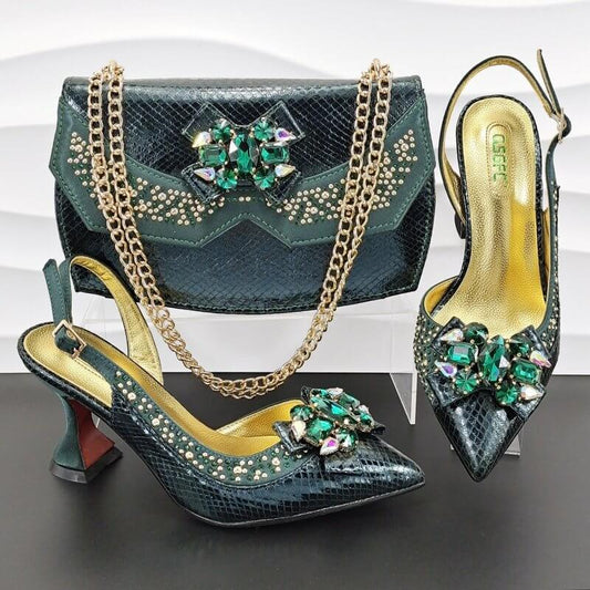 9cm Pointed High Heels Hand Holding Dinner Bag Suit $198.00 Dana Fashion Color: Gold Size: 39 Women's shoes Product information: Lining material: PU Scaffold shape: Tip Color: gold, wine red, silver, dark brown, sky blue, green Footwear uppers material: P
