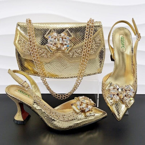 9cm Pointed High Heels Hand Holding Dinner Bag Suit $198.00 Dana Fashion Color: Gold Size: 39 Women's shoes Product information: Lining material: PU Scaffold shape: Tip Color: gold, wine red, silver, dark brown, sky blue, green Footwear uppers material: P