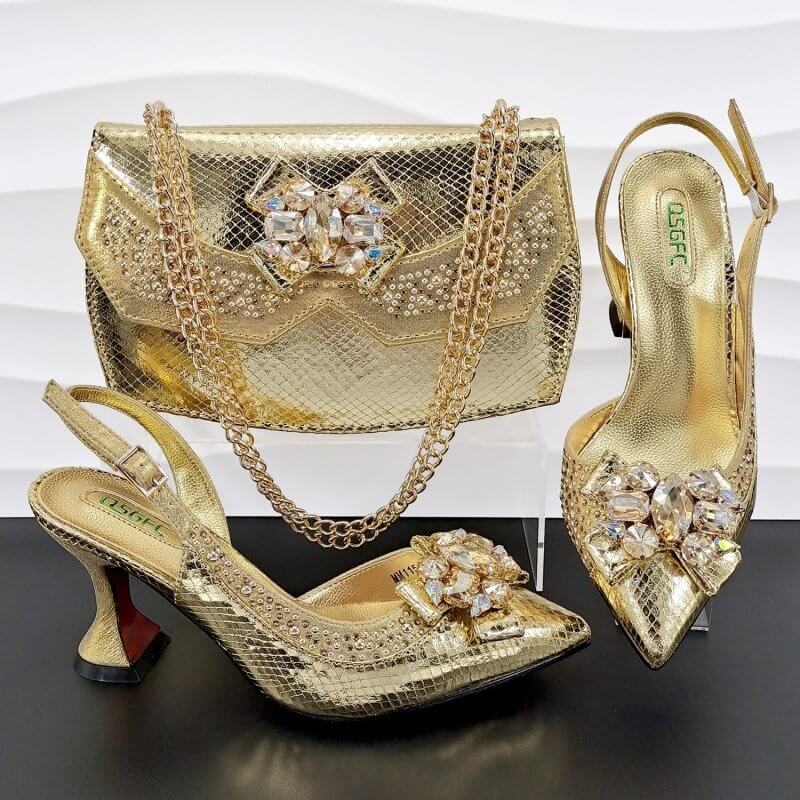 9cm Pointed High Heels Hand Holding Dinner Bag Suit $198.00 Dana Fashion Color: Gold Size: 39 Women's shoes Product information: Lining material: PU Scaffold shape: Tip Color: gold, wine red, silver, dark brown, sky blue, green Footwear uppers material: P