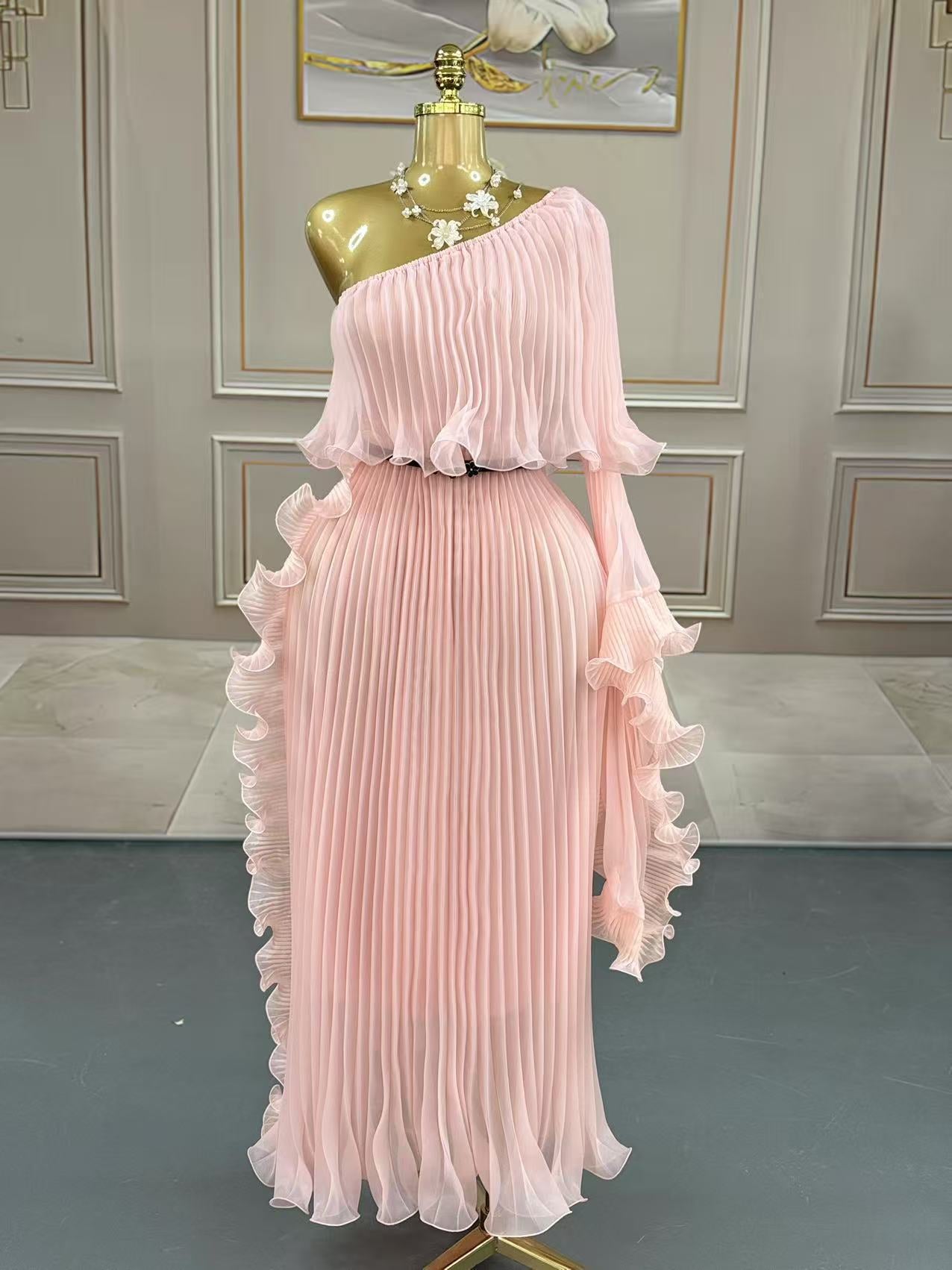Fashionable One-shoulder Elegant Evening Dress - Dana Fashion