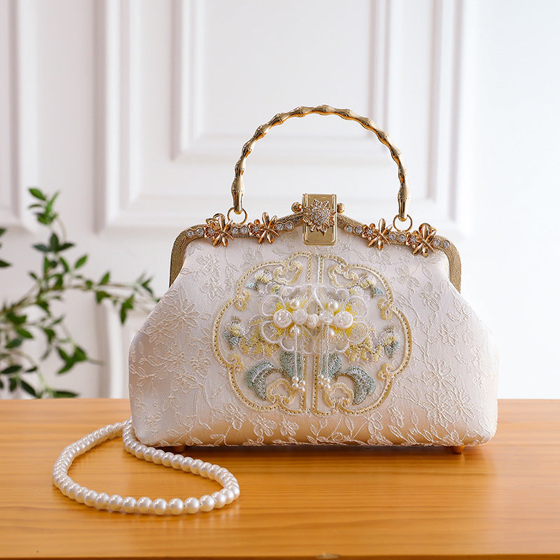 Pearl Embroidered Fashion Handbag Cheongsam Banquet Dana Fashion