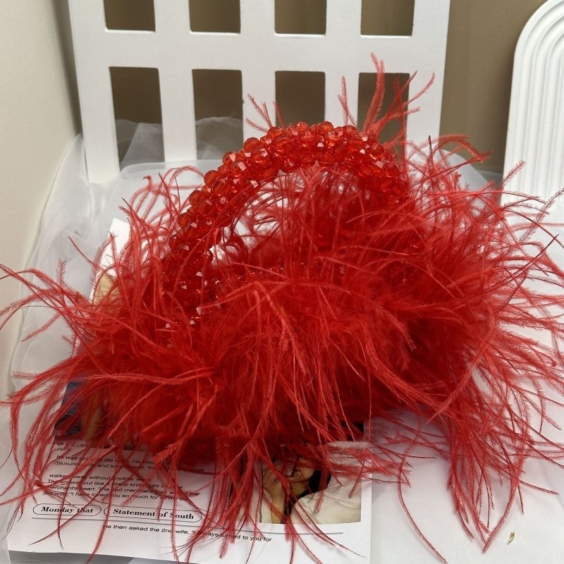 Acrylic Colored Ostrich Wool Beaded Handbag $140.90 Dana Fashion Color: Red Size: 19X11X8CM Women's Bags Product information: Applicable scenarios: Daily matching Color: Royal Blue, new Rose Red, Lake blue, red, orange, mint green, sauce purple, lemon yel