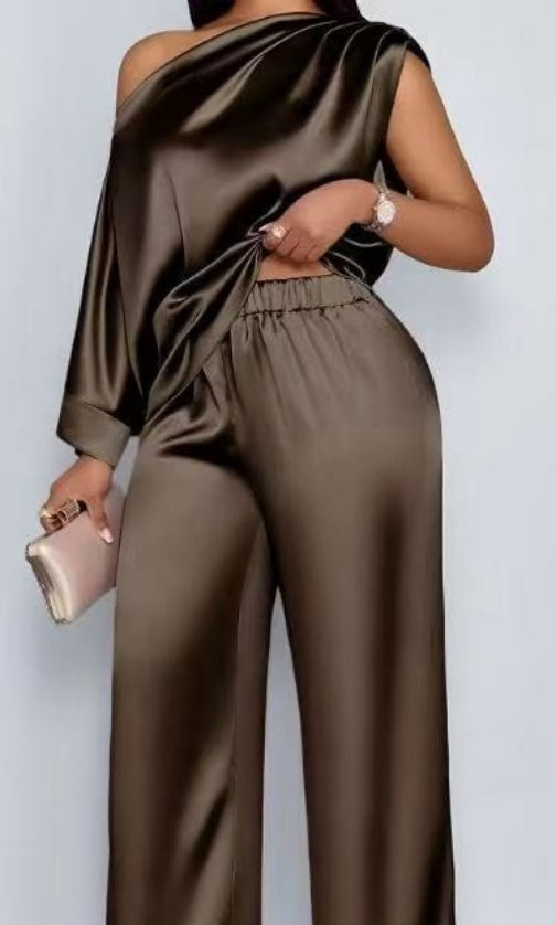 Spot 2026 European And American Cross-border Summer Casual Women's Satin Suit Slanted Collar Short-sleeved Top Trousers Set