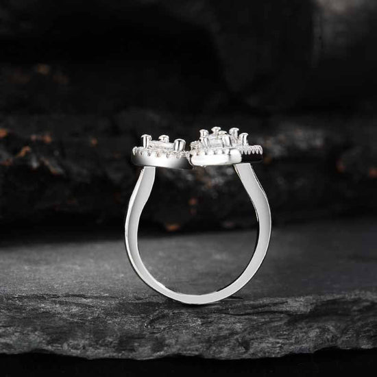 All-Match Ring Female Opening Adjustable Ring $15.00 Dana Fashion Color: R056 Size: Adjustable Opening Women's Accessories Product information: Type: open mouth Treatment Process: Diamond Color: R056 Applicable population: Female Size: adjustable opening