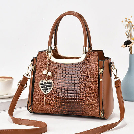 All-matching Crossbody Fashion Women's Large-capacity Shoulder Handbag $47.85 Dana Fashion Color: Black Size: Length 25 Width 12 Height 20 Women's Bags Product information: Lining texture: Nylon Applicable scenarios: Daily matching Color: black, white, re