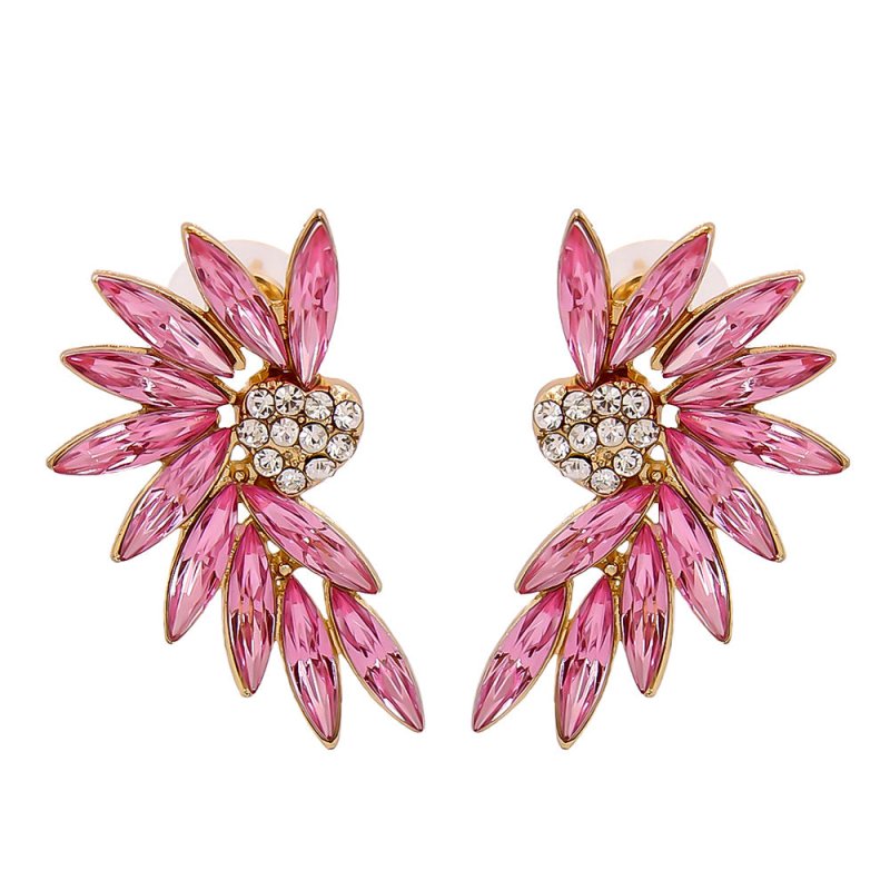Alloy Diamond-embedded Geometric Symmetrical Wing Stud Earrings $10.85 Dana Fashion Color: Pink Women's Accessories Product information: Type: ear studs Color: blue, colorful, pink Style: Women's Material: Alloy Popular elements: Geometry Packing list: Ea