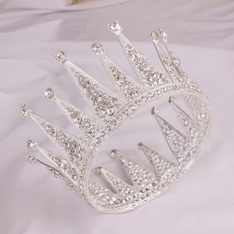 Alloy Retro Round Bridal Crown Hair Ornament $24.85 Dana Fashion Color: Silver Women's Accessories Product information: Treatment Process: Diamond Color: Silver Applicable occasions for gifts: wedding, birthday, travel commemoration, festivals, trade fair