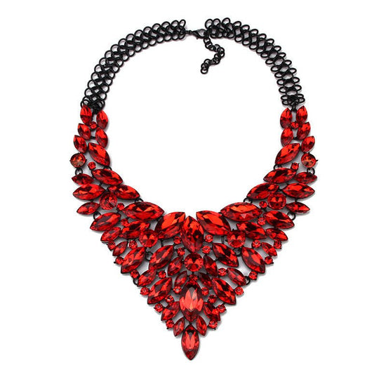 Alloy Rhinestone Necklace Luxury Full Diamond Sweater Chain $28.59 Dana Fashion Color: Red Women's Accessories Product information: Material: Alloy Treatment process: diamond inlaid Type: Necklace Style: Female Shape: Water drop shape Packing list: 1* Nec