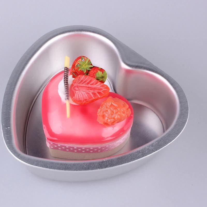 Aluminum Alloy Heart Shaped Live Bottom Cake Mould $34.09 Dana Fashion Color: 10inches Dana's Kitchen Product information: Shape: heart shape Material: aluminum alloy Application: cake mold Size Information: 3 inches - outer diameter 9CM*8CM, depth 2.8CM