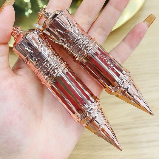 Angel's Temptation Queen's Scepter Dual-use Lip Mud Matte Matte Lipstick Waterproof $23.73 Dana Fashion Color: A1 makeup Product information: Colour: A1, A2, A3, A4, A5, A6 Shelf life: three years Ingredients: Vitamins Specification classification: normal