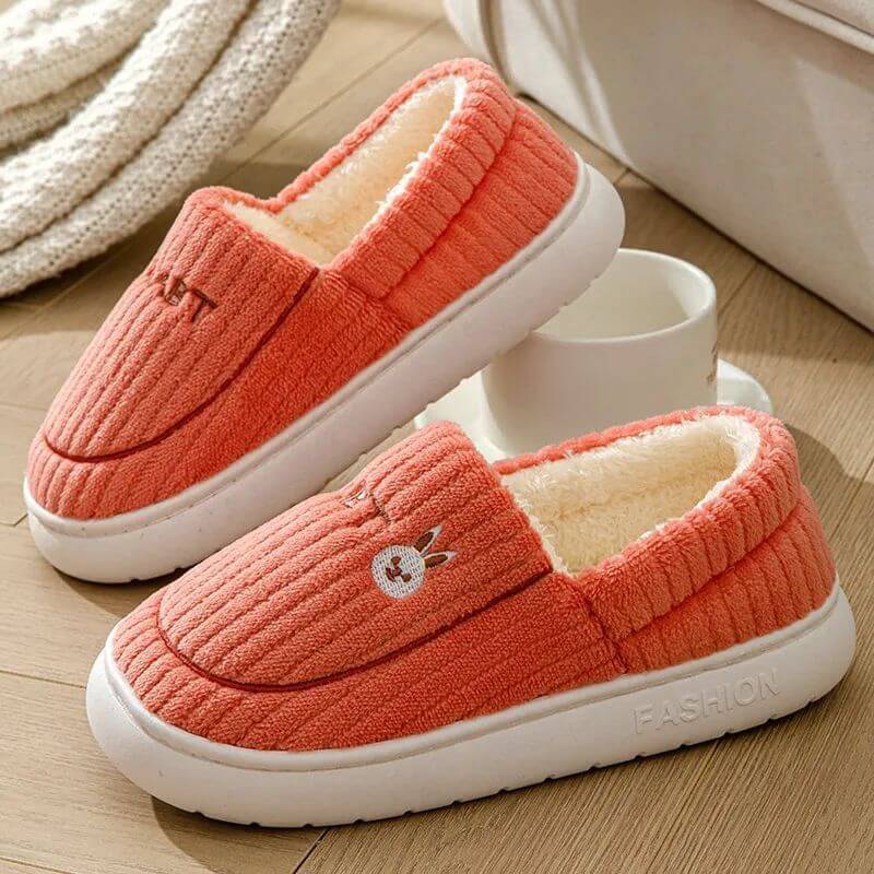 Ankle Wrap Cotton Slippers Women's Winter New Thick Bottom Home Indoor Non-slip Plus Velvet Warm $30.50 Dana Fashion Color: Watermelon Red Bag Heel Size: 36 to 37 Women's shoes Product information: Inner material: artificial wool Color: Pink (ankle-wrappe