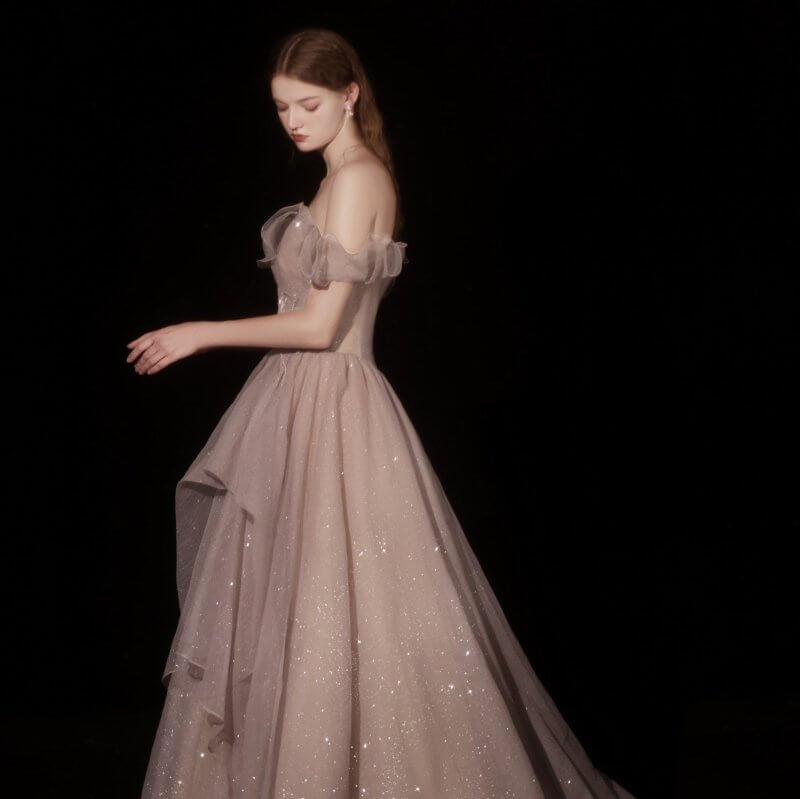 Annual Meeting Host Birthday Dress Bride Wedding Dinner Dress $299.00 Dana Fashion Color: Pink Purple Trailing Size: L Women's clothing Product information: Size: S, M, L Fabric: Skin friendly fabric Style: Korean version Popular element: straps Color cla