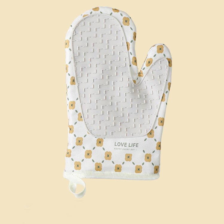 Anti-Scalding Microwave Cotton Non-Slip Insulation Gloves Oven Mitts Kitchen Heat Resistant Thickened Cotton Heat Insulation Microwave Oven Oven Anti Scalding Household Gloves Baking Tools $42.00 Dana Fashion Color: White Type: Right Dana's Kitchen Oven M