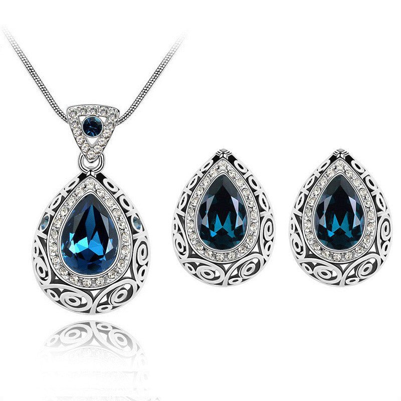 Austria crystal guard water droplet Necklace $29.00 Dana Fashion Color: Dark blue Women's Accessories Style: Europe and America Material: Alloy Process: Crystal Style: Women's Set combination: earrings + items Circumference: 21cm (inclusive)-50cm (inclusi