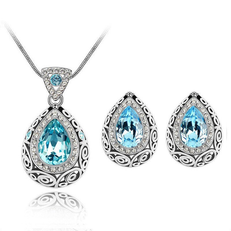 Austria crystal guard water droplet Necklace $29.00 Dana Fashion Color: Light blue Women's Accessories Style: Europe and America Material: Alloy Process: Crystal Style: Women's Set combination: earrings + items Circumference: 21cm (inclusive)-50cm (inclus