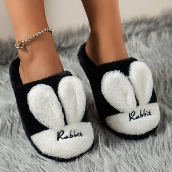 Autumn And Winter Flat Bottom Interior Home Korean Warm Comfortable Fur Cotton Slippers $39.90 Dana Fashion Color: Black Size: 36to37 Women's shoes Product information: Lining material: Fluff Applicable scenario: Home Toe holder shape: round head Color: p