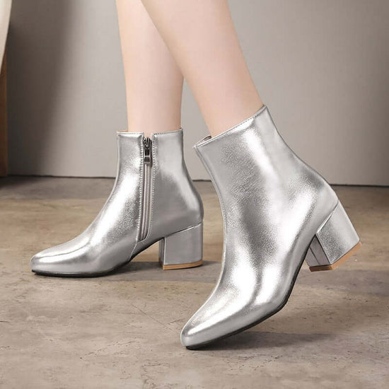 Autumn And Winter High Heel Chunky Heel Women's Leather Ankle Boots $65.50 Dana Fashion Color: Black Size: 34 Women's shoes Product information: Pattern: solid color Color: black, silver, gold Heel height: high heels (6-8CM) Socks length: low tube Heel sh