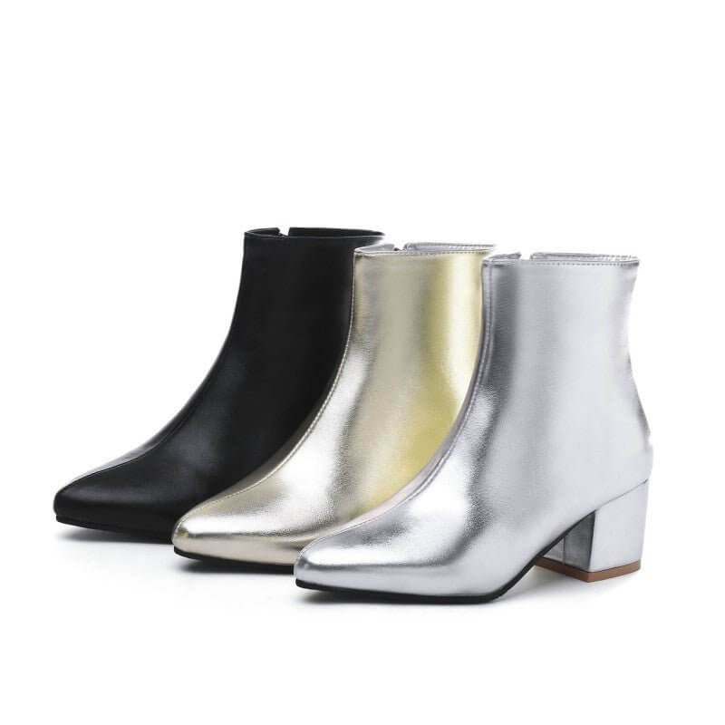 Autumn And Winter High Heel Chunky Heel Women's Leather Ankle Boots $65.50 Dana Fashion Color: Black Size: 34 Women's shoes Product information: Pattern: solid color Color: black, silver, gold Heel height: high heels (6-8CM) Socks length: low tube Heel sh