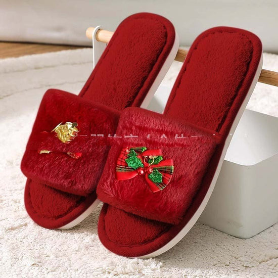 Autumn And Winter Open Toe Fluffy Slippers Word Home $28.27 Dana Fashion Color: Wine Red Size: 36to37 Women's shoes Product information: Pattern: Cartoon Toe holder shape: round head Color: wine red, black, white Shoe Upper material: Suede Heel height: fl