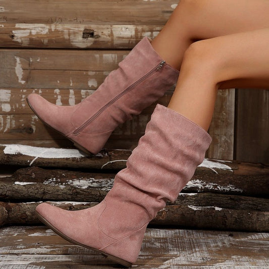 Autumn And Winter Side Zipper Flat Suede Boots $44.99 Dana Fashion Color: Black Size: 36 Women's shoes ข้อมูลผลิตภัณฑ์: ลวดลาย: สีพื้น วัสดุซับ: หนังเทียม สี: ดำ, ชมพู, ช็อกโกแลต, ขาวน้ำนม ความสูงส้น: ส้นเตี้ย (1-3CM) ความยาวของถุงเท้า: น่องกลาง รูปร่างส้