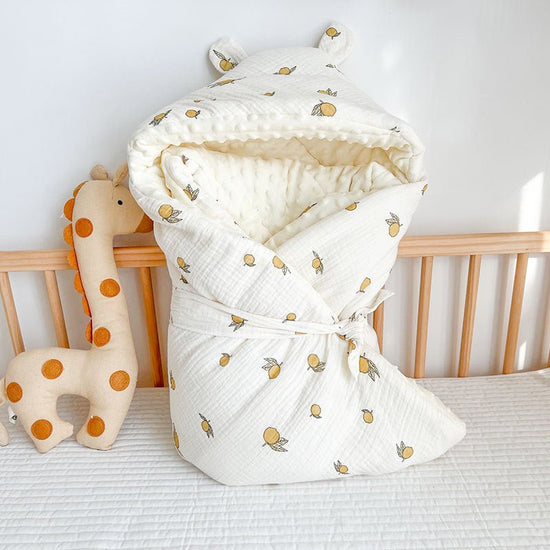Autumn And Winter Thickened Baby Cotton Wrinkled Beanie Velvet Quilt $51.60 Dana Fashion Color: Grapefruit Baby Clothing Product information: Product category: hug quilt Fabric: pure cotton Filling: polyester cotton Pattern: animals, cartoons, avatars, fl