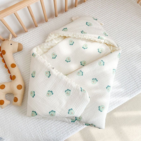 Autumn And Winter Thickened Baby Cotton Wrinkled Beanie Velvet Quilt $51.60 Dana Fashion Color: Green dinosaur Baby Clothing Product information: Product category: hug quilt Fabric: pure cotton Filling: polyester cotton Pattern: animals, cartoons, avatars