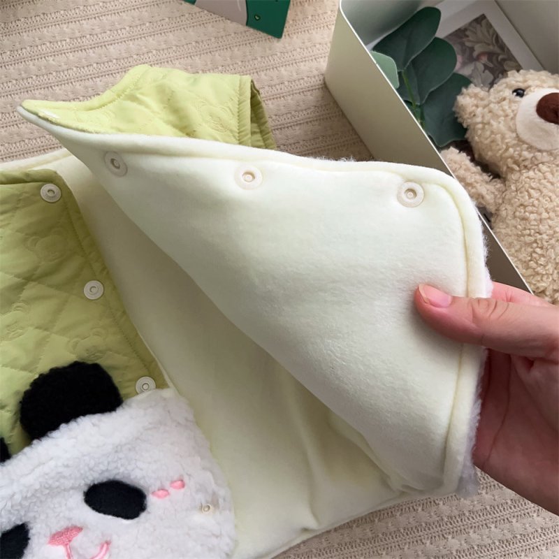 Autumn And Winter Windproof Thickening Children Outerwear Cartoon Winter Fleece Vest $32.92 Dana Fashion Color: Brown Bear Suitable For Height: 90cm Baby Clothing Product information: Pattern: Cartoon Color: green Panda [wool lining quilting], brown bear