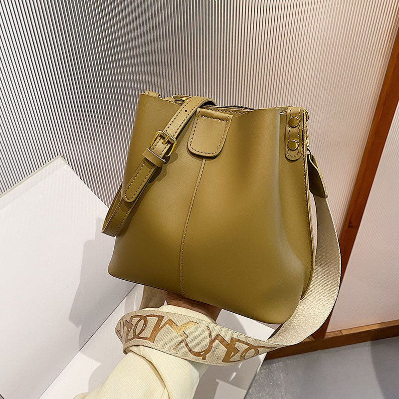 French Minority Design Simple Wide Shoulder Strap Bucket Bags Female - Dana Fashion