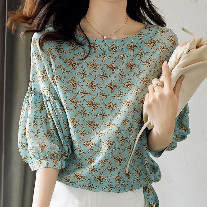 Women's Cropped Lantern Sleeve Floral Top - DanaFashionstore