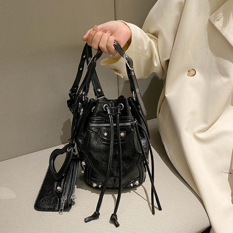 Women's Messenger Bag Heavy Industry Rivets Trendy Pull-belt Fashion - DanaFashionstore