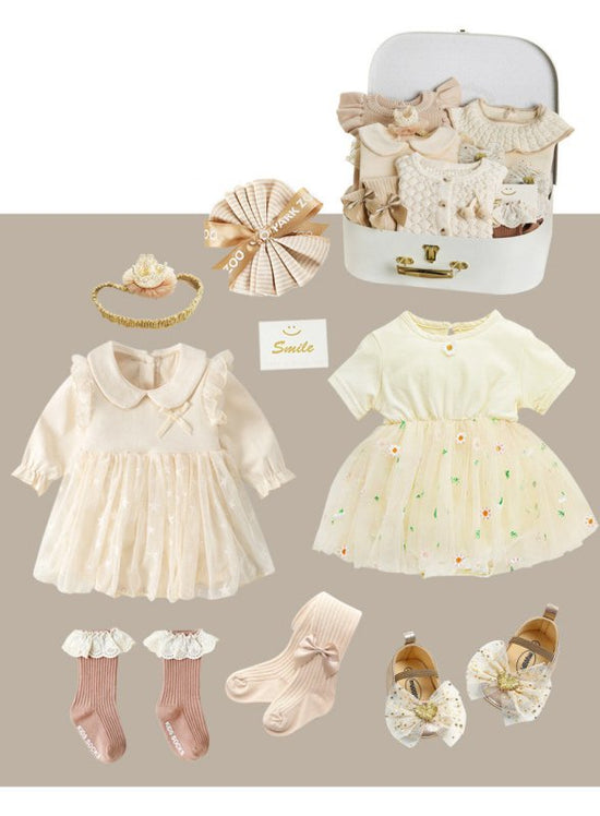 Babies' One-year-old Hand-held Hundred Days Dress Supplies $154.99 Dana Fashion style: 13 Style Size: 66cm Baby Clothing Product information: Fabric: Pure cotton (100%) Style: princess Applicable gender: female Clothing placket: single-breasted Number of